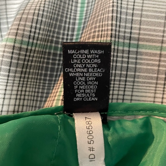 Express Design Studio Capris Pants - Picture 5 of 5